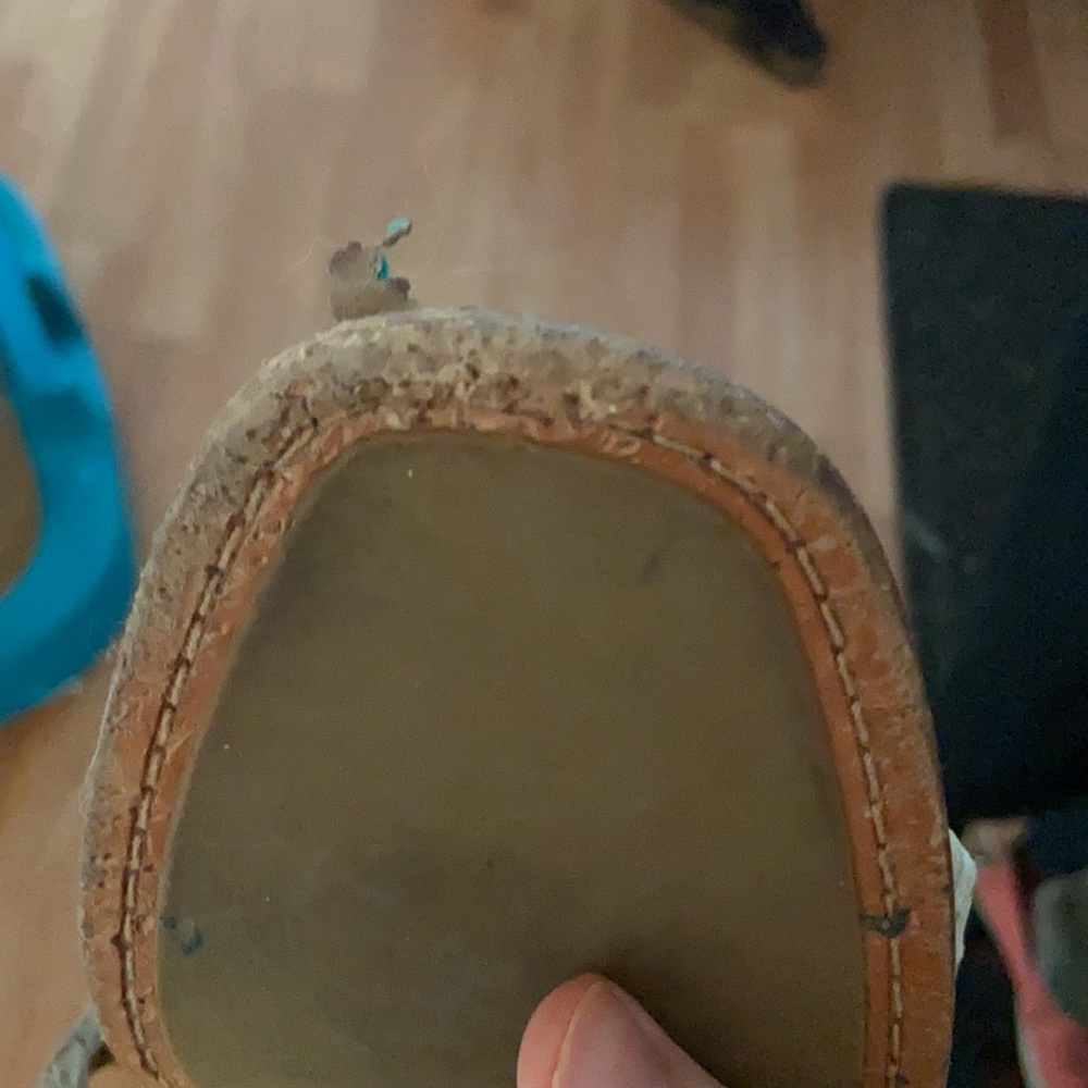Size 9.5 Frye heel sandals. - Picture 7 of 8